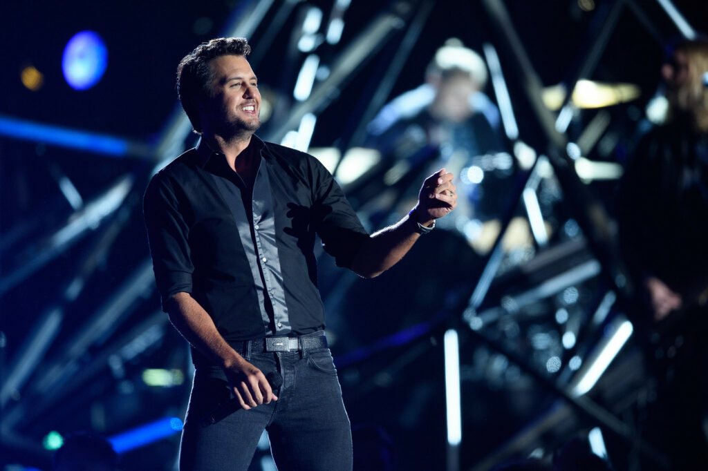 Liberals Torch Luke Bryan For Bringing Gov. Ron DeSantis On Stage At Concert Luke Byran