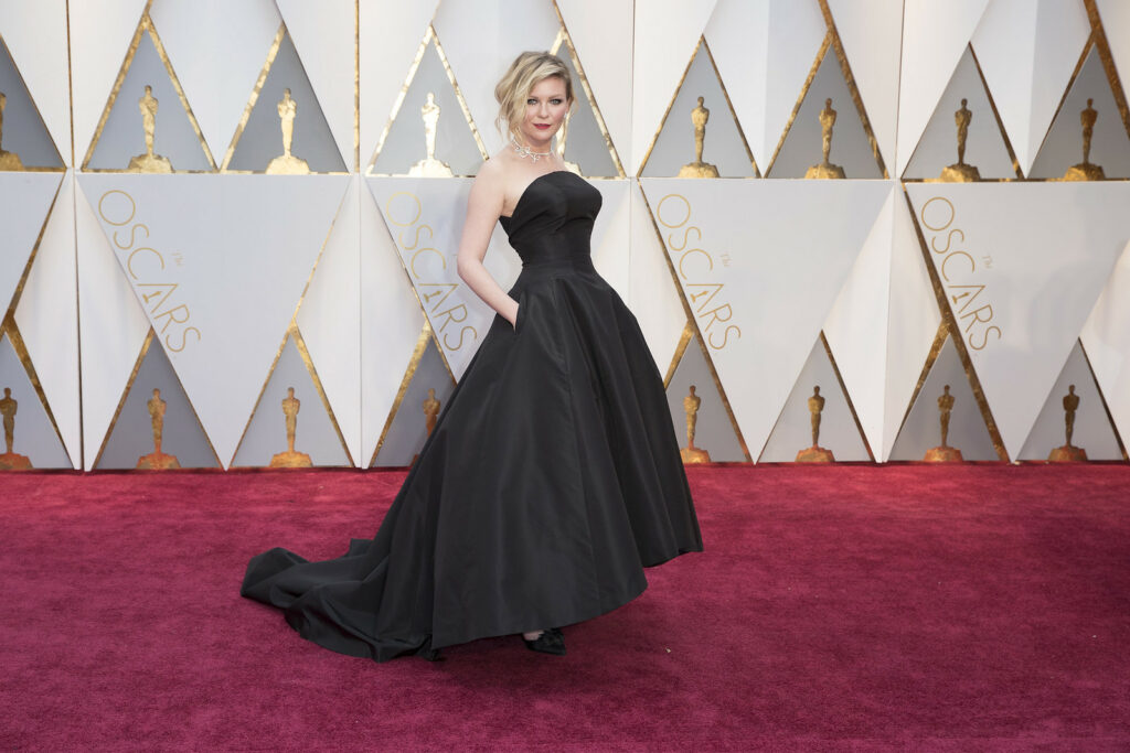 ‘Civil War’ Star Kirsten Dunst Says The Media Is Behind The Division Of America Kirsten Dunst