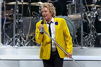 Aging Rocker Stuns King Charles With Brutal Jab At POTUS Rod Stewart